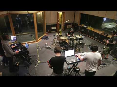 Top of the Chain LIVE - True Tiger ft. Newham Generals