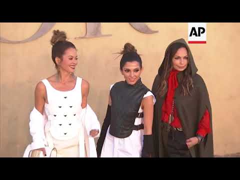 TV personality Brooke Burke and French actor, singer David Charvet divorcing