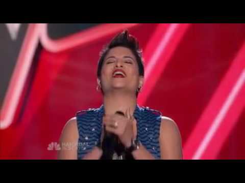 the voice usa - Karina Iglesias  4 season funny moment