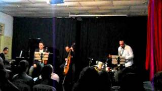 Raindrops keep falling on my head (Brazilian jazz  version)