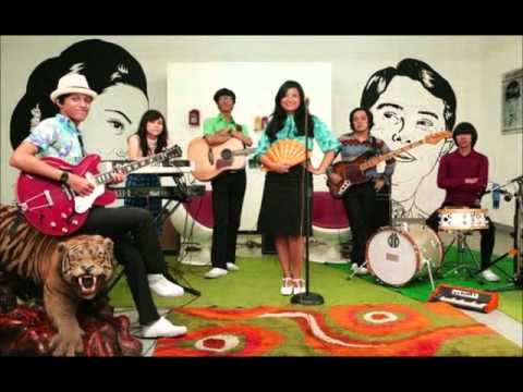 download lagu mp3 mp4 Download Lagu Mp3 Mp4 White Shoes The Couples Company Rented Room, download lagu Download Lagu Mp3 Mp4 White Shoes The Couples Company Rented Room gratis, unduh video klip Download Lagu Mp3 Mp4 White Shoes The Couples Company Rented Room