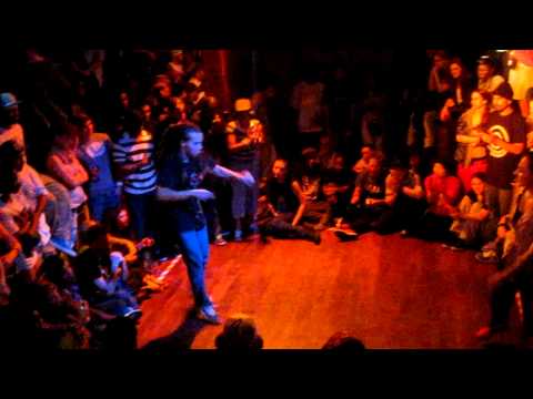 Jolanda vs. Mogwai - semifinal - Housedance UK, 2011