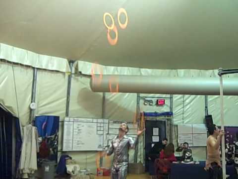 Anthony Gatto Warm up Kooza