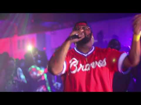 YL QUES Traxx Lounge Perfomance