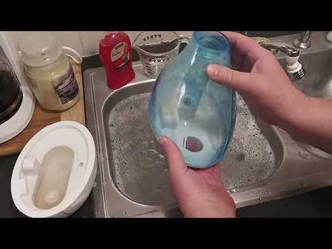 How to Clean and Disinfect Humidifier