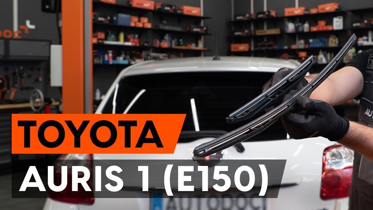 Como mudar escovas do limpa vidros da parte traseira em Toyota Auris E15 - guia de substituição