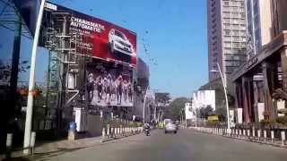 preview picture of video 'Drive through Cubbon Park, Bangalore'