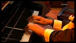 Chucho Valdés &amp; The Afro-Cuban Messengers - Jazz à Vienne 2010 (fragm. 2)