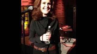 Alison Moyet 1985 Love Resurrection  [Audio HQ]