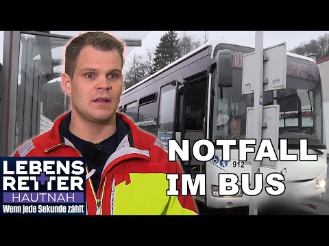 Shock on the bus: Passenger collapses – Driver calls emergency services | Lifesavers up close | S...