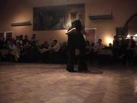  Ramiro Gigliotti  and  Elina Roldan  are  dancing  to  the  tango  "  En La Buena y En La Mala  "