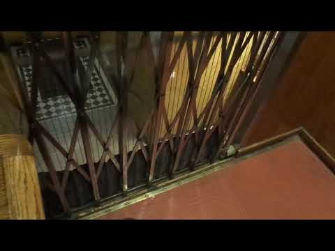 Beautiful Old 1928 KONE (mb Thyssen 2003) Tr. Elevator @ Punavuorenkatu 1A, Punavuori, Helsinki, FIN