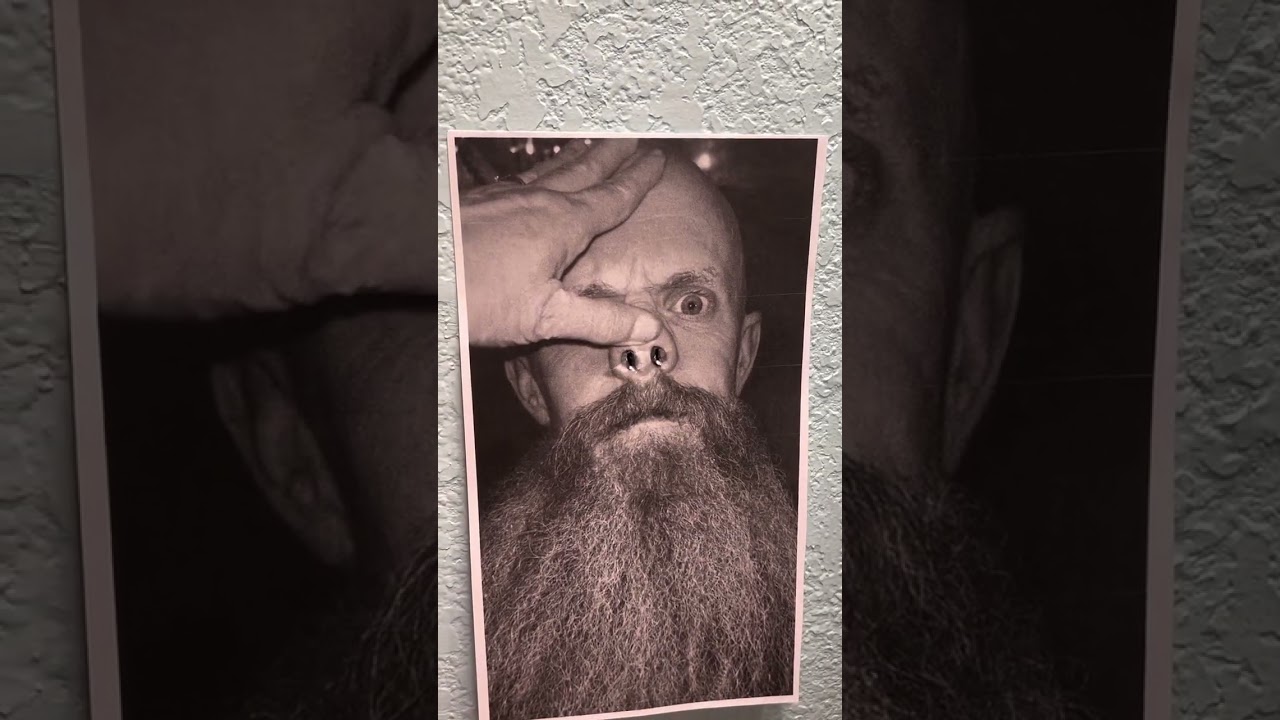 How do you charge up your husband? #husbandwife  #funnyshorts  #charger  #peddlerspost