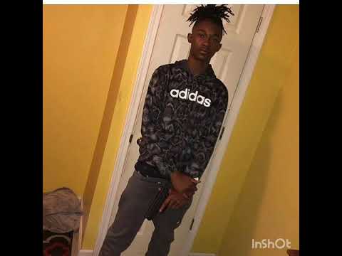 beezo32shotss "Chess Moves"