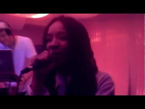 Njena Reddd Foxxx (Live)  The Tricker [Class President]