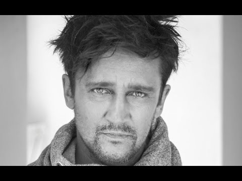 MICHAŁ WIŚNIEWSKI - SZKODA SŁÓW | La Revolucion