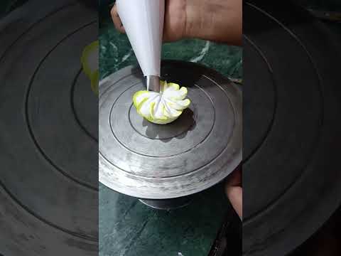 fool #trending #cake #howtomakecakecreamathome #chocolatecake #chocolatepuddingcake