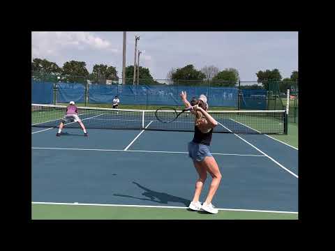 Tennis doubles strategy: “the pinch”