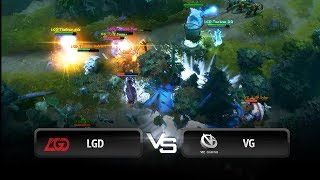 Early teamfight by LGD vs VG @ HyperX D2L