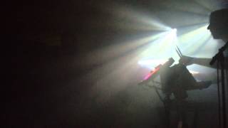 Thomas Azier - Sirens of the Citylight (06.11.14, KIFF, Aarau)