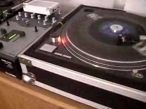 Jazzadelia - Mary Davis: danger! (playboy at work)