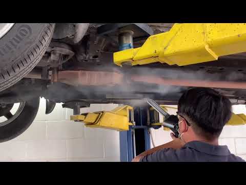 Undercarriage Cleaning with Synergy Dry Ice Blasting - Automotive industry