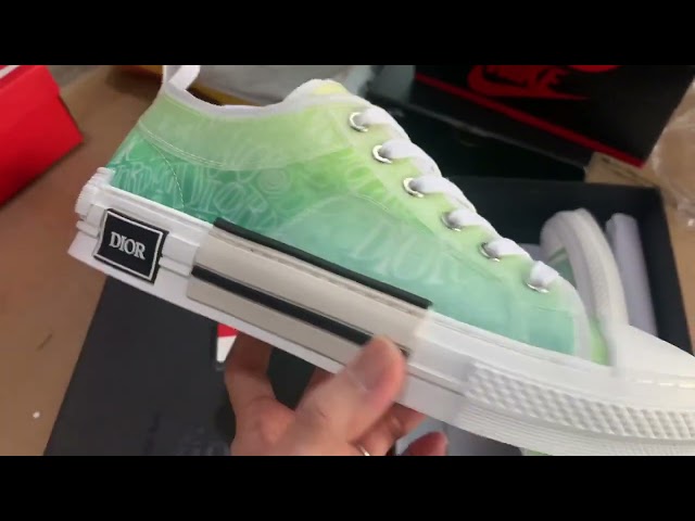 Walk N Dior Sneaker YELLOW GREEN