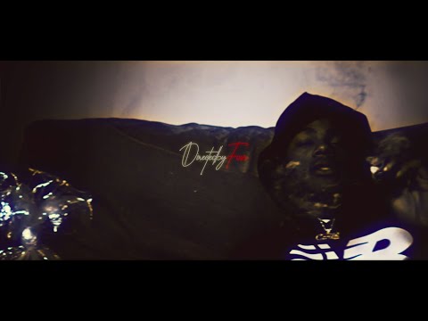 Money Reekk - "Lookin 4 me" (Official Visual) | @DirectedByFOUR & @Banditd_