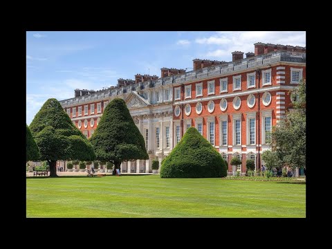 Secrets of the Royal Palaces S03E05 - Hampton Court Palace - History Xtra
