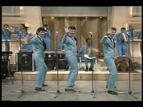 LOS KENTON (video 80's) Ay Amor - Canta: Gabby - MERENGUE 80's