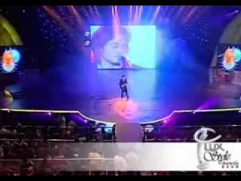 Lux Style Awards 2007 Ali Zafar Sajania (Live)