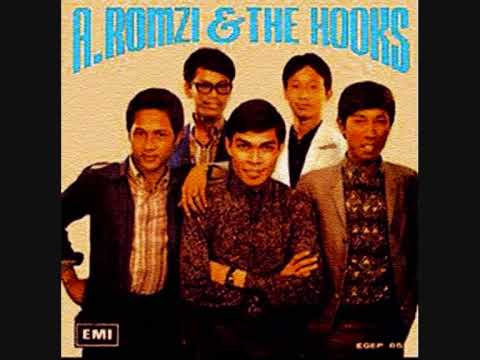 A ROMZI & THE HOOKS - Sengsara
