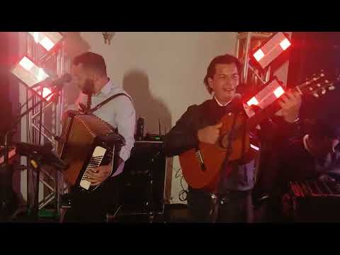 Musikeros en vivo | Boda de Sergio y Ester - La Paloma Canindeyu