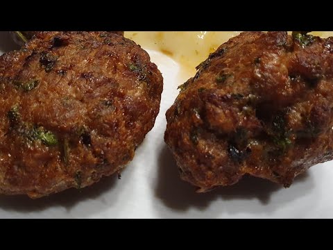 How to make juicy German Meatballs(Frikadellen)