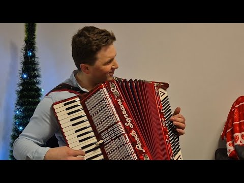 Emil w swoim żywiole może grać i grać bez ustanku 