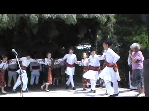 Plaiu Nucului formatia de dansuri Liceul tehnologic Lopatari