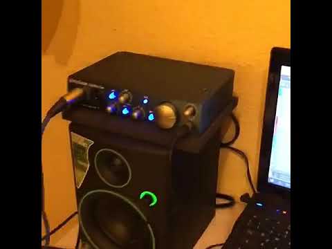 The new Gambian artist from Germany.Gund L