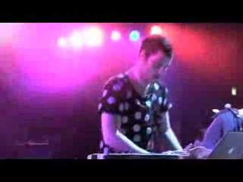 Pardon Garcon - Autokratz