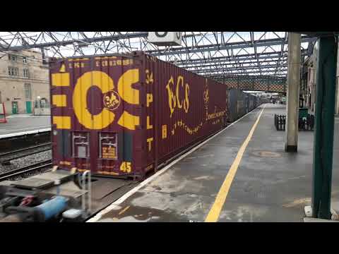 90041 and 90044 depart with 480Q with Intermodal Train from Daventry to Coatbridge