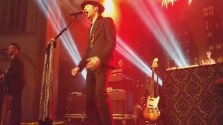 Mayer Hawthrone - Breakfast in bed live [Seattle @ Neptune Theatre 5/10/2016]