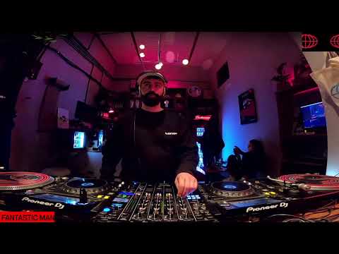 Antenna Radio 217 : FANTASTIC MAN