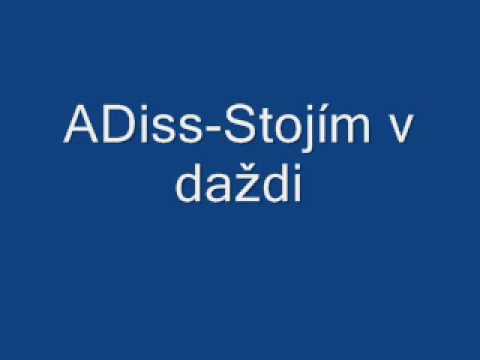 Stojim v dazdi