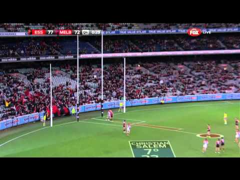 Round 13 - Essendon v Melbourne   Final two minutes