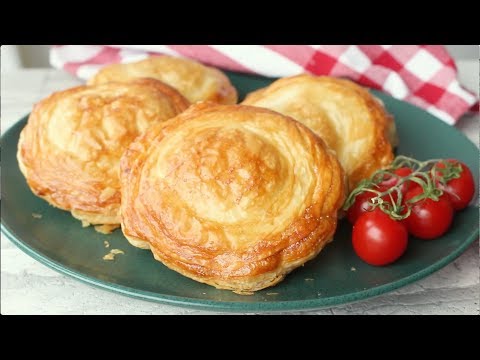 Tomato and Mozzarella Pastry (Rustico Leccese)