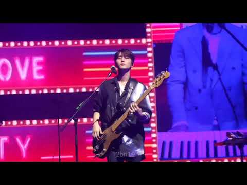 200122 GRAVITY in BRUSSELS DAY6 YOUNGK 영케이 How to love