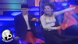 Download lagu Maya - Layar Kertas mp3 Download lagu Maya - Layar Kertas mp3
