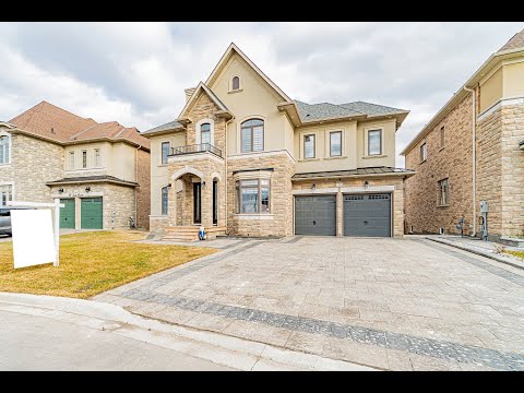 Single Family For Sale - 32 Love Court, Brampton, ON L6P 0H8