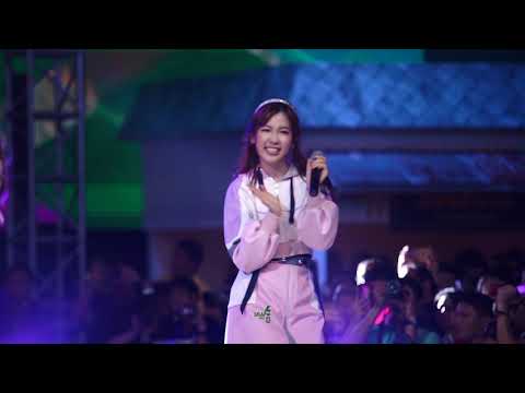 BNK48 - คุกกี้เสี่ยงทาย【Bamboo BNK48 Fancam】「เขษมสงกรานต์」16.04.19