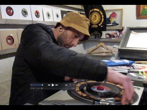 Selector Thursdays - Selector Enzo @Lion Vibes Record Shop, Brixton, London SW9 8PS  1/12/2022