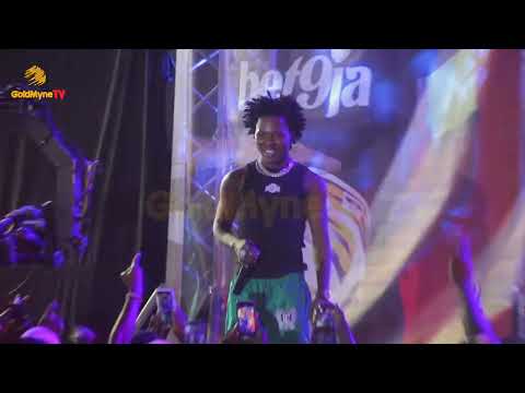 SHODAY ELECTRIFIES THE CROWD AT BET9JA MAINLAND BLOCK PARTY